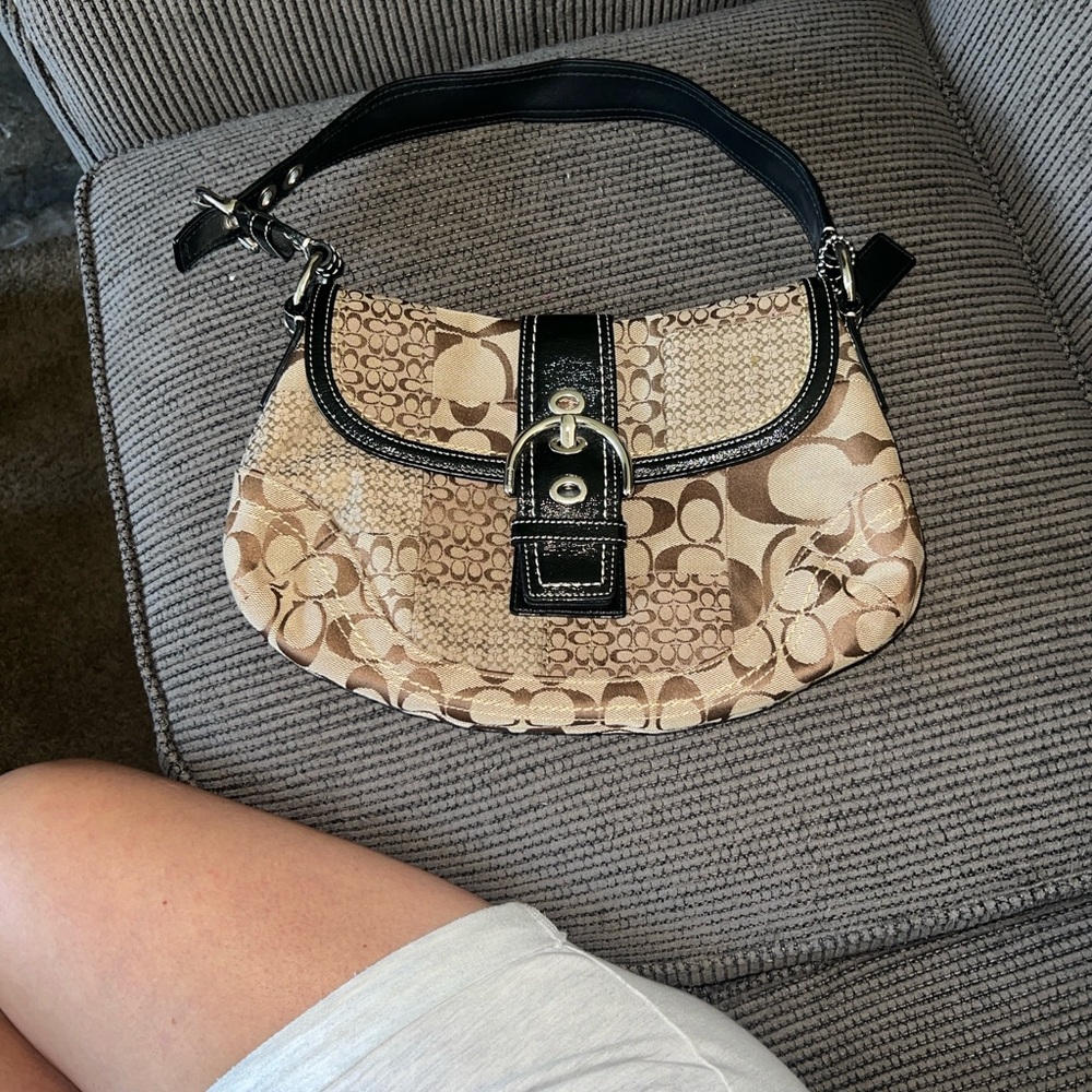 Coach Logo Beige and Black Shoulder Bag